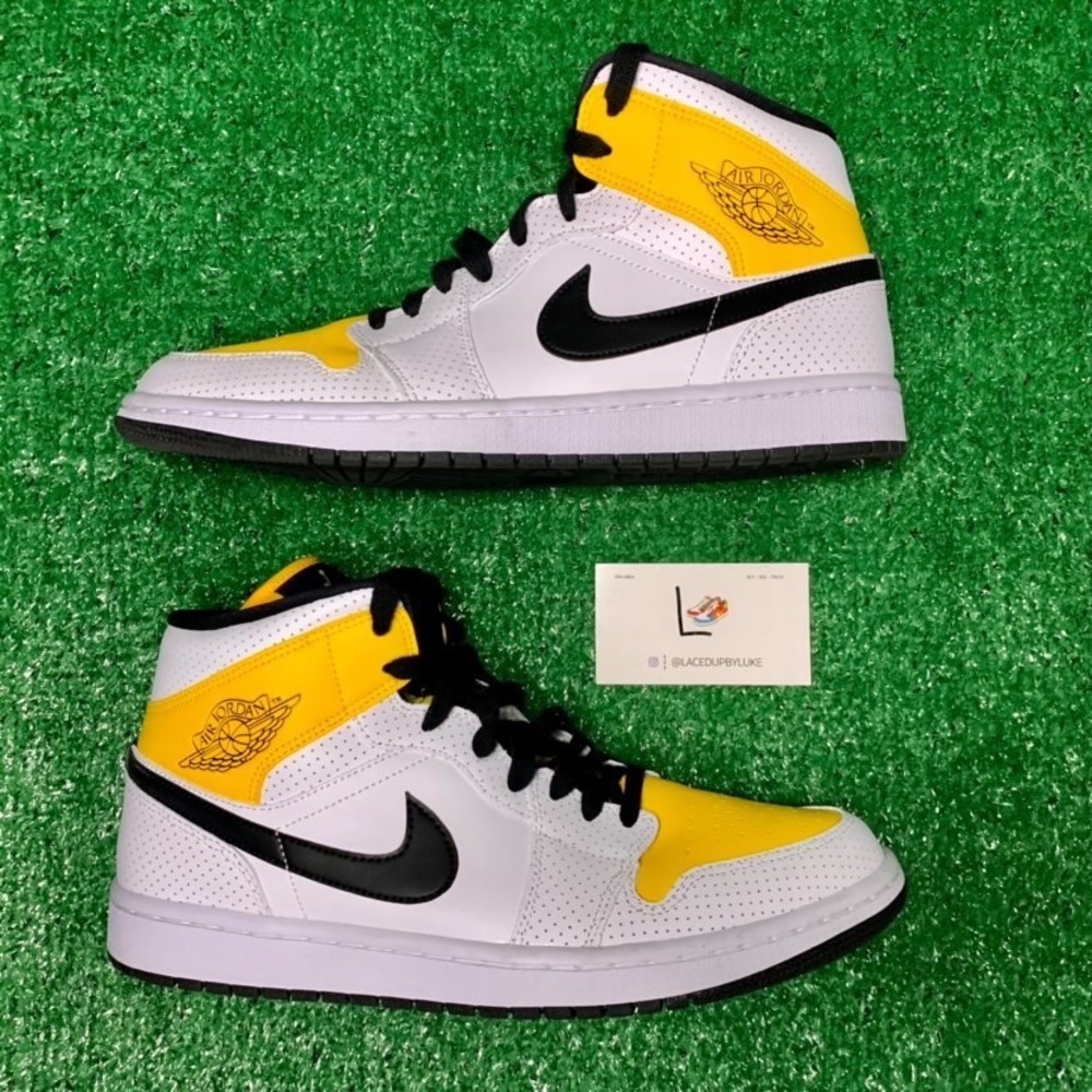 Nike Air Jordan 1 Mid ‘Laser Orange’ Size 12W / 10.5M